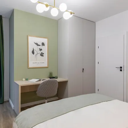 Dream Garden With Free Parking Apartment Sinaia