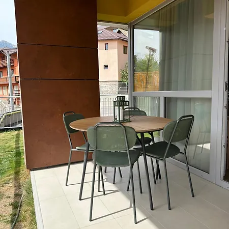 דירה Dream Garden With Free Parking סינאיה